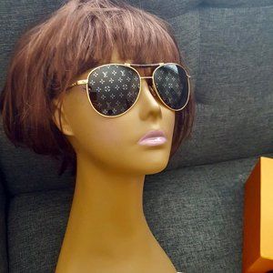 LOUIS VUITTON TORTOISESHELL SUNGLASSES